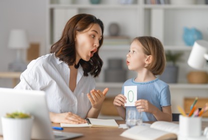 Akıcılık Bozuklukları (Kekemelik)